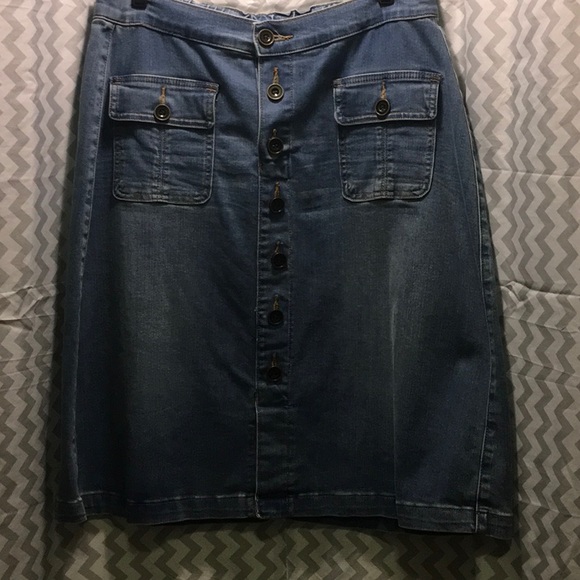 Lane Bryant Dresses & Skirts - Vintage Look A-line Denim Skirt